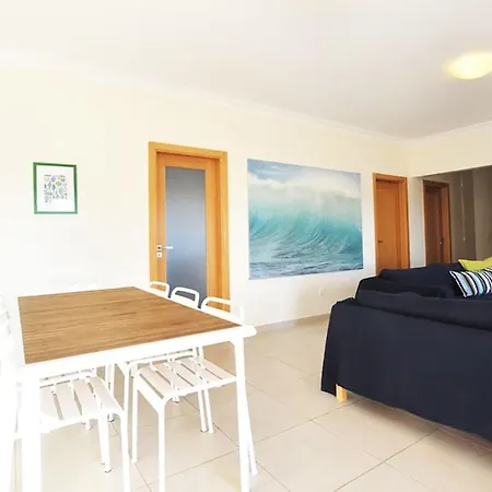 Casa Baleia - E Piscina - 10 Pessoas *